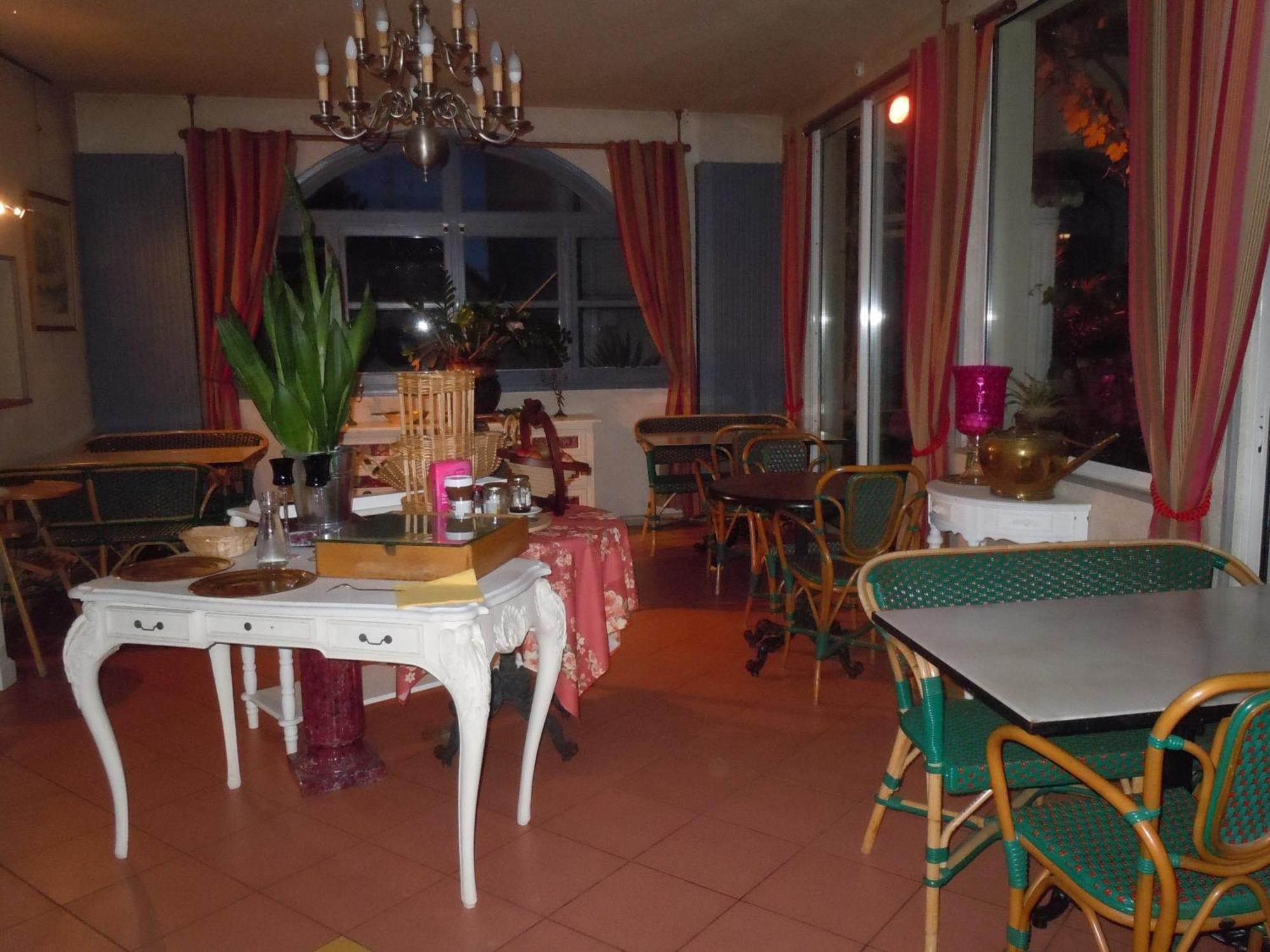 La Croix Blanche Hotel Montrichard Eksteriør billede